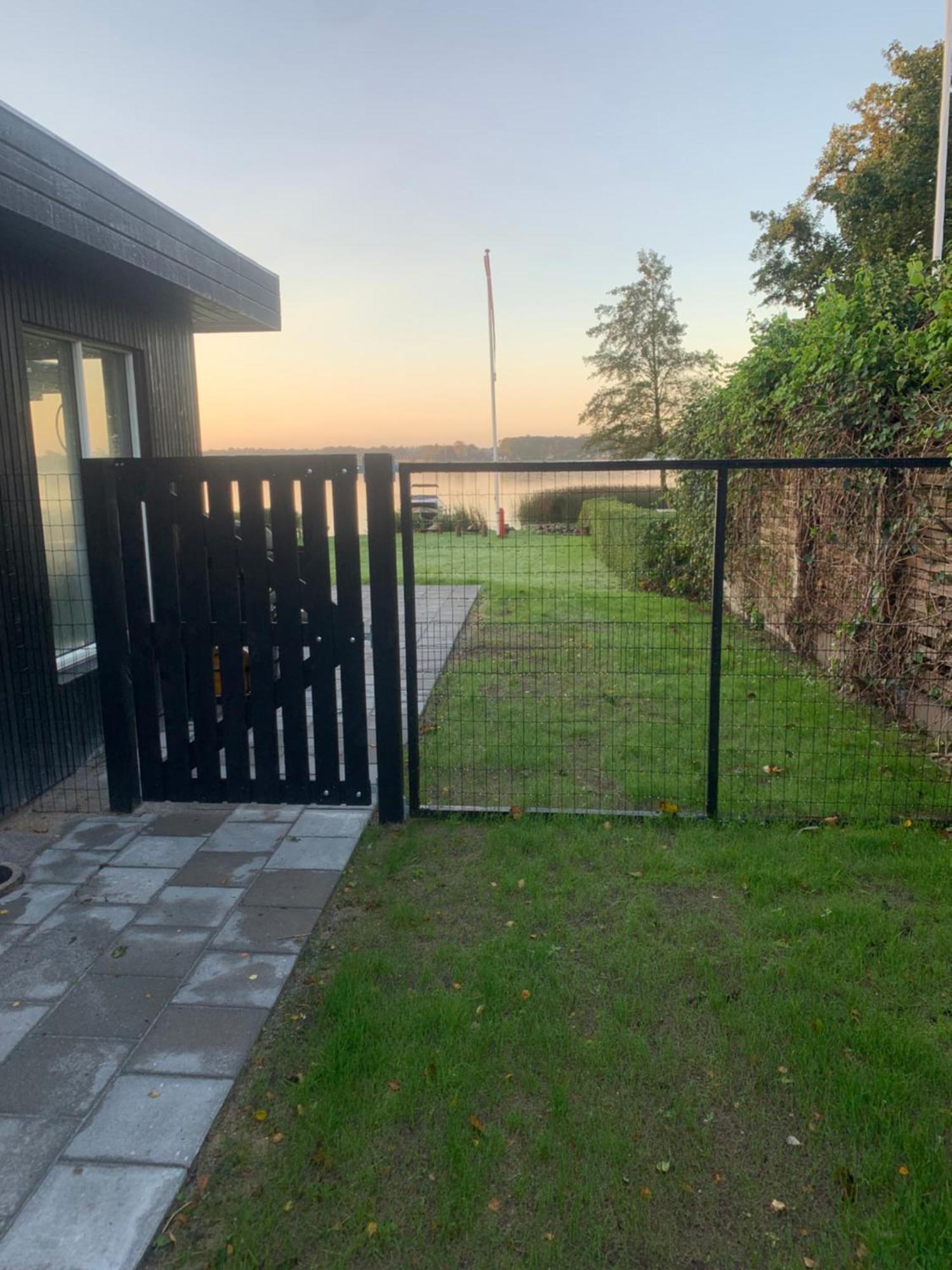 Huset Ved Soen Taet Pa Herning Og Mch Og Boxen 90 M2 Sunds Bagian luar foto