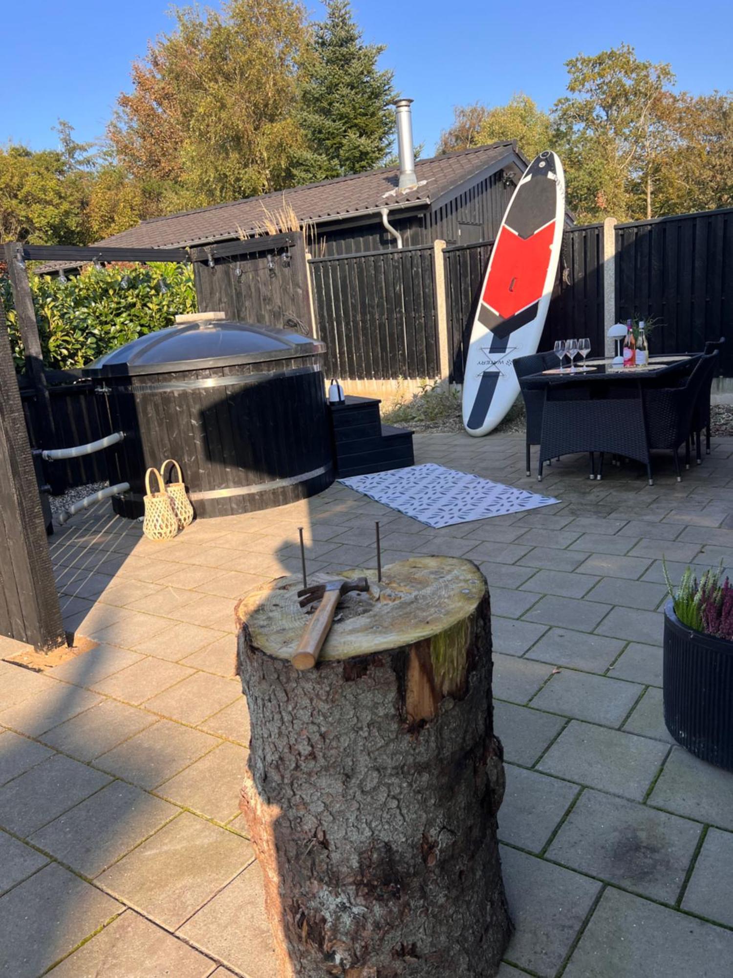 Huset Ved Soen Taet Pa Herning Og Mch Og Boxen 90 M2 Sunds Bagian luar foto